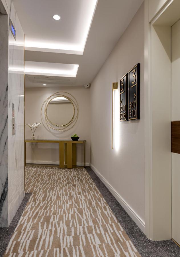 Gleam Collection Hotel 이스탄불 외부 사진 A hallway in a private home